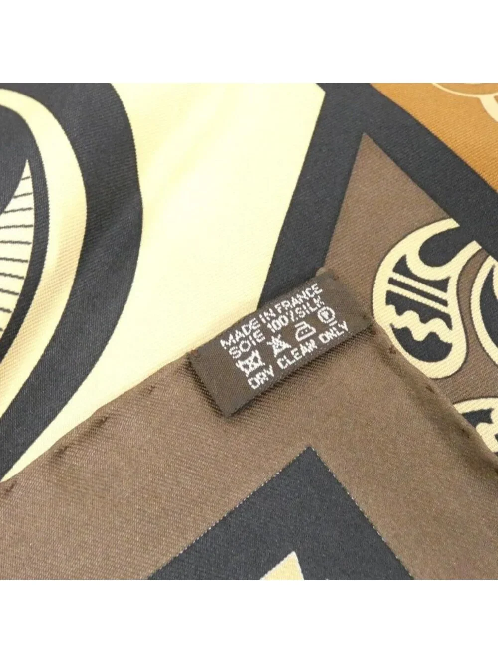 Hermes Geometrie Cretoise Carre Scarf